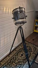 Industriële vloerlamp met statief, Ophalen, 100 tot 150 cm, Zo goed als nieuw, Metaal