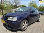 Volkswagen Polo 1.6 lm velgen , 5 deurs schuifdak, 450 kg, 4 cilinders, Blauw, Origineel Nederlands