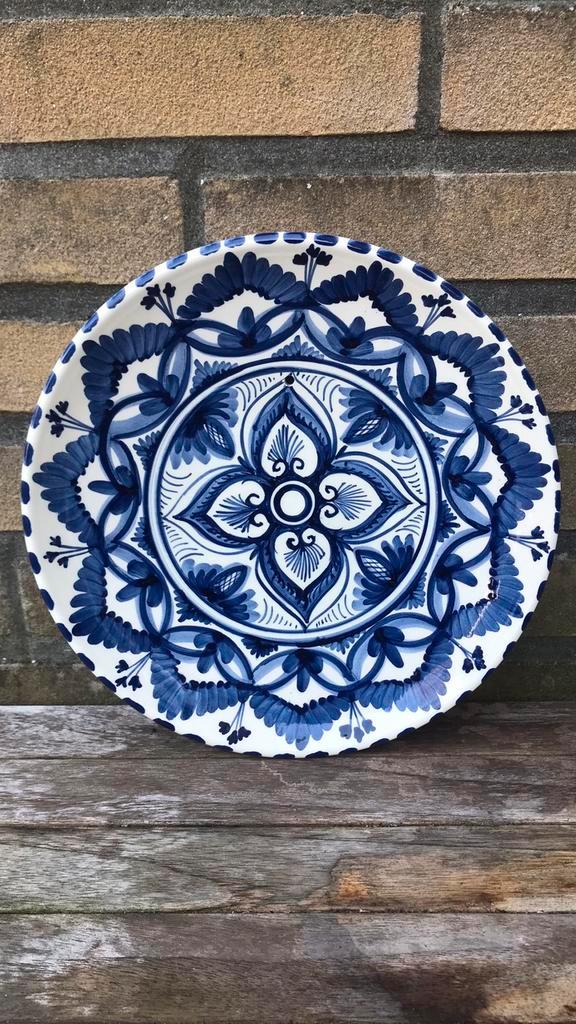 Marokkaanse handbeschilderde schaal, Antiek en Kunst, Antiek | Keramiek en Aardewerk, Ophalen of Verzenden