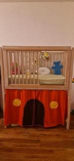 Baby ledikant van hout zelfgemaakt, met speelruimte eronder, Ophalen, Gebruikt, Ledikant