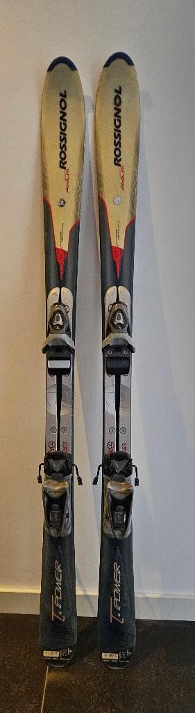 Ski's - 140cm Rossignol, Sport en Fitness, Skiën en Langlaufen, 140 tot 160 cm, Gebruikt, Rossignol, Ophalen of Verzenden