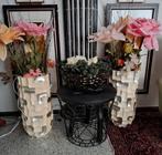 Hoge vazen met deco bloemen, Huis en Inrichting, Ophalen, Zo goed als nieuw