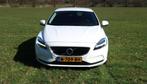 Volvo V40 2.0 T3 R-Design CAMERA NAVI, Voorwielaandrijving, Gebruikt, 4 cilinders, Start-stop-systeem