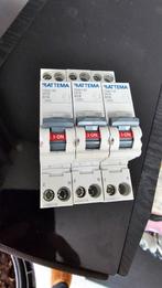 3 stuks Attema installatieautomaat 1P+N B16, Verzenden, Zo goed als nieuw, Overige typen