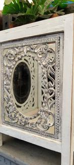 Mooie grote brocante witte windlicht kandelaar, Huis en Inrichting, Woonaccessoires | Kandelaars en Kaarsen, Overige materialen