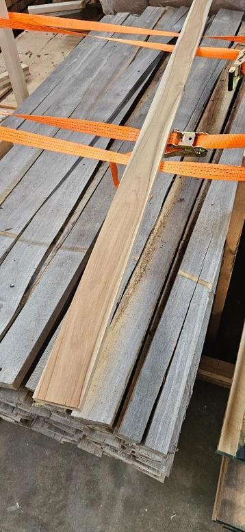 Teakhout Geschaafd  beschikbaar voor biedingen