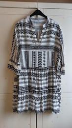 Amisu New Yorker fit en flare jurk maat 42, Overige kleuren, Maat 42/44 (L), Ophalen of Verzenden, Zo goed als nieuw