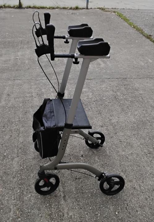 Armschaal rollator Neo Support champagne kleur, Diversen, Rollators, Zo goed als nieuw, Lichtgewicht, Opvouwbaar, Ophalen