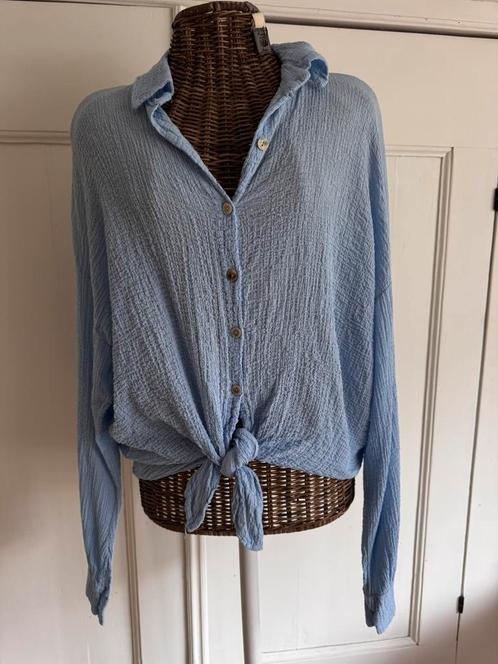 Blouse van wafeltjes stof in M, Kleding | Dames, Blouses en Tunieken, Nieuw, Maat 38/40 (M), Blauw, Ophalen of Verzenden