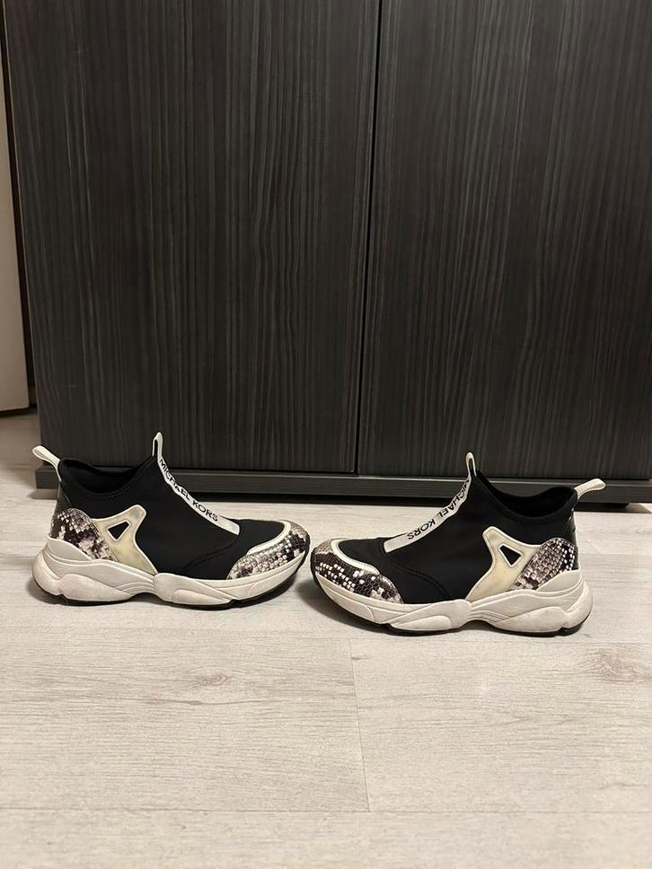 Michael Kors sneakers, Kleding | Dames, Schoenen, Gedragen, Sneakers of Gympen, Zwart, Ophalen of Verzenden