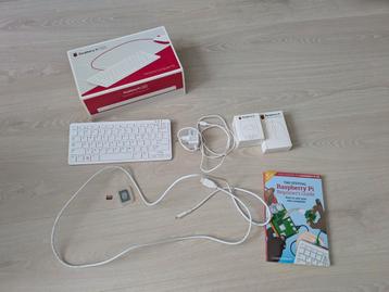 Raspberry Pi 400 met 64gb Extreme Pro micro sd beschikbaar voor biedingen