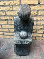 Tuinbeeld knielende vrouw met kind, Ophalen, Gebruikt, Steen, Mensenbeeld
