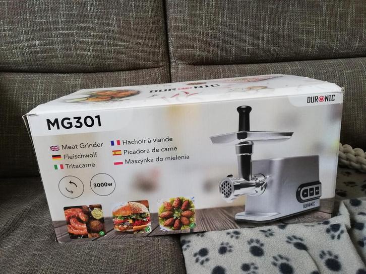 Duronic elektrische vleesmolen MG 301, Huis en Inrichting, Keuken | Keukenbenodigdheden, Ophalen