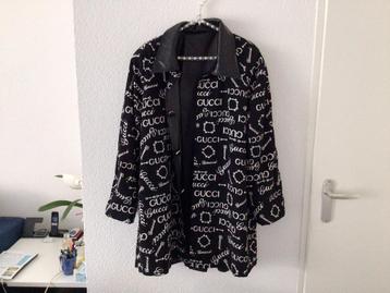 Jas met Gucci motief beschikbaar voor biedingen