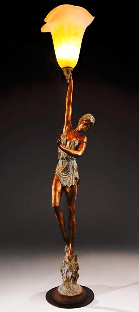 Grote unieke bronzen lamp ' dame ', Antiek en Kunst, Antiek | Lampen, Ophalen