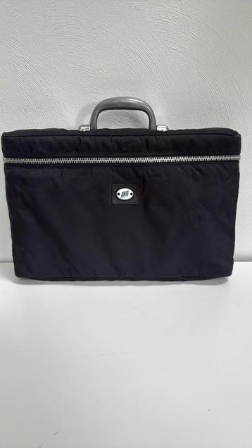 Design Junior Gaultier laptoptas met aluminium handvat beschikbaar voor biedingen