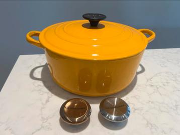 Le Creuset braadpan Tradition Marigold 24 cm beschikbaar voor biedingen