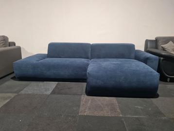 Nieuwe trendy hoekbank loungebank donkerblauw structuurstof  beschikbaar voor biedingen