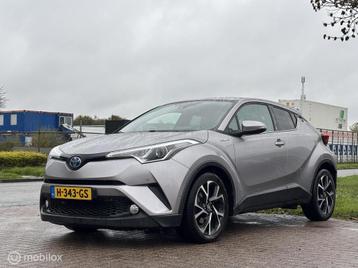 Toyota C-HR 1.8 Hybrid Bi-Tone automaat cruise navigatie beschikbaar voor biedingen