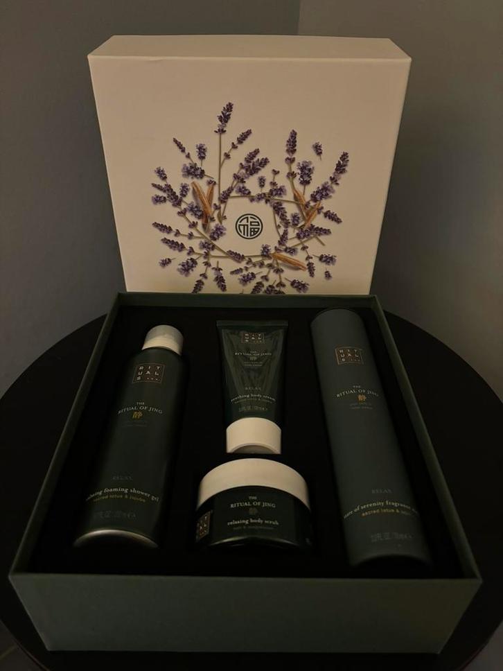 Rituals of Jing geschenkset (medium), Sieraden, Tassen en Uiterlijk, Uiterlijk | Lichaamsverzorging, Nieuw, Bad & Douche, Ophalen of Verzenden