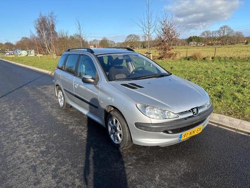 Peugeot 206 1.4 SW Station - Airco - Trekhaak - Rijdt goed, Auto's, Peugeot, Particulier, Airbags, Airconditioning, Elektrische ramen