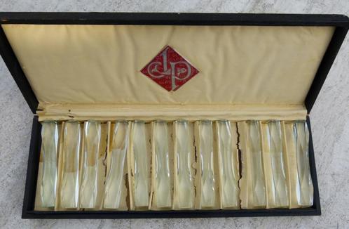 Cassette met 12 ART DECO D.P Glas Messenleggers Kado tip, Antiek en Kunst, Antiek | Glas en Kristal, Ophalen of Verzenden