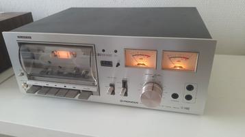 Pioneer CT-F4040 cassettedeck (1978)  in fraaie staat.  beschikbaar voor biedingen