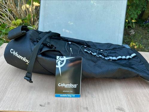 Zadel tas Columbus 18L – zo goed als nieuw, Fietsen en Brommers, Fietsonderdelen, Zo goed als nieuw, Algemeen, Overige typen, Ophalen of Verzenden