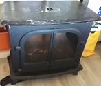ZWARE  RETRO SFEER KACHEL, Huis en Inrichting, Kachels, Ophalen, Gebruikt, Overige soorten, Elektrisch