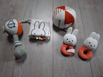 Nijntje speelgoed beschikbaar voor biedingen