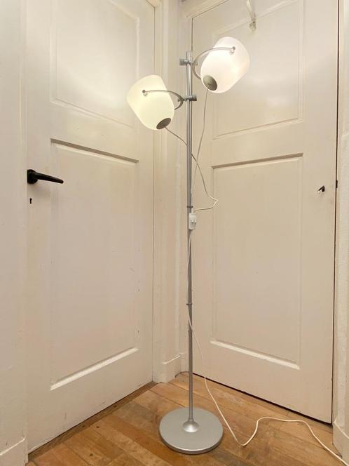 Svirvel Ikea vloerlamp, Huis en Inrichting, Lampen | Vloerlampen, Gebruikt, 150 tot 200 cm, Kunststof, Metaal, Ophalen