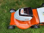 Te koop door omstandigheden nieuwe stihl accumaaier rma 253, Cirkelmaaier, Ophalen, Zo goed als nieuw