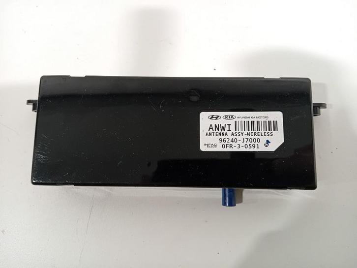 Antenne versterker Kia Xceed, Auto diversen, Autoradio's, Ophalen of Verzenden