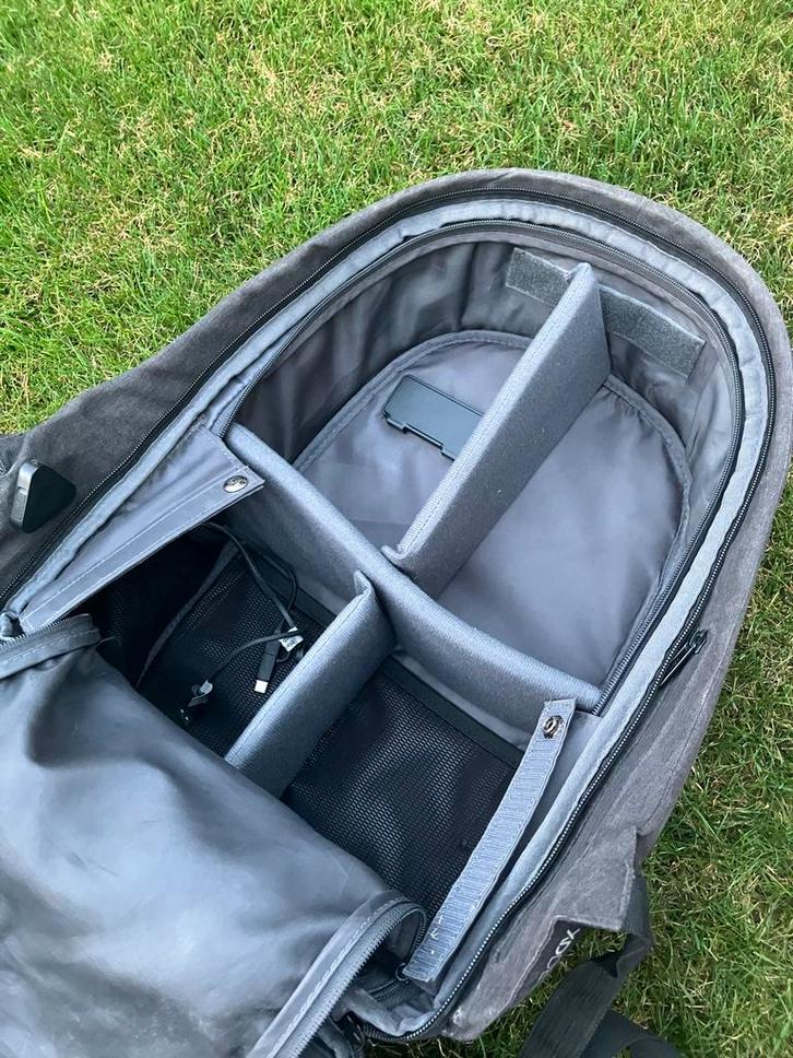 XD Design Bobby Tech Rugzak met Zonnepaneel, Sieraden, Tassen en Uiterlijk, Tassen | Rugtassen, Gebruikt, Overige merken, 25 tot 40 cm