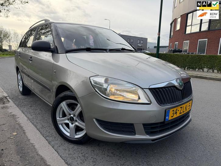 Skoda Fabia Combi 1.2 TSI Arctic BJ 2013 AIRCO/MET 16 INCH/Z, Auto's, Skoda, Bedrijf, Te koop, Fabia, ABS, Airbags, Airconditioning