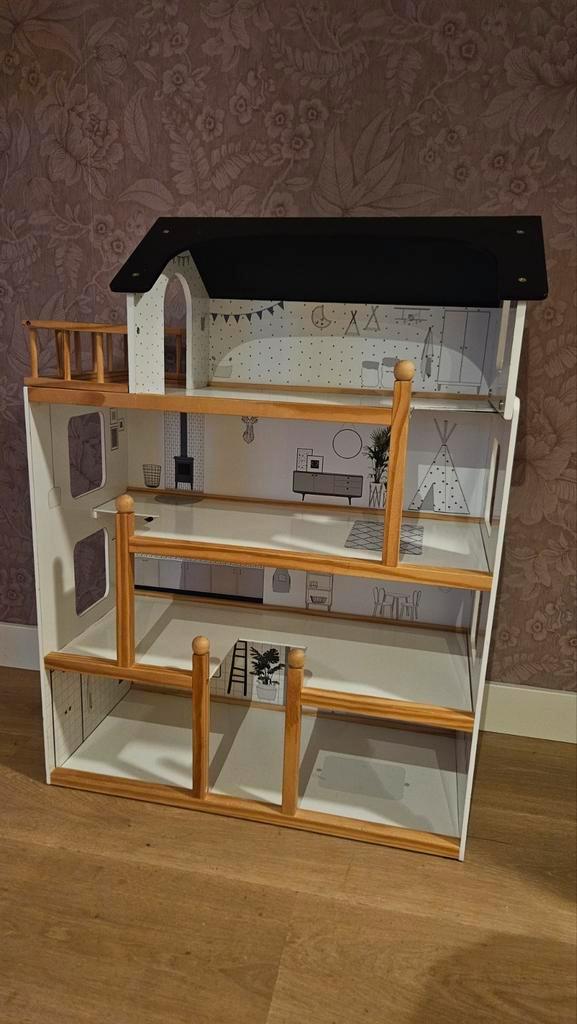 Poppenhuis Petit Amelie, Verzamelen, Poppenhuizen en Toebehoren, Gebruikt, Poppenhuis, Ophalen