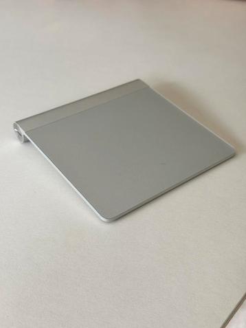 Apple Magic Trackpad - Zo goed als nieuw beschikbaar voor biedingen