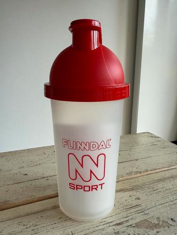 rode FLINNDAL sport bidon / mixer 500 ml beschikbaar voor biedingen