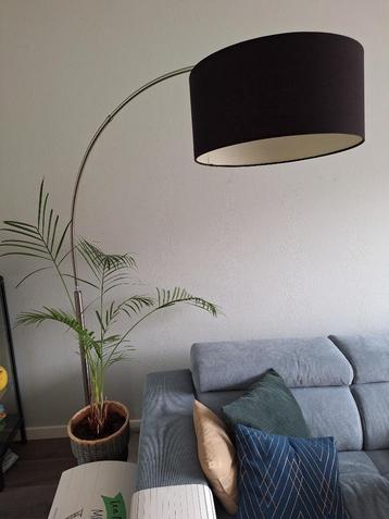 RVS lamp met 2 lampenkappen te koop - in zeer goede staat! beschikbaar voor biedingen