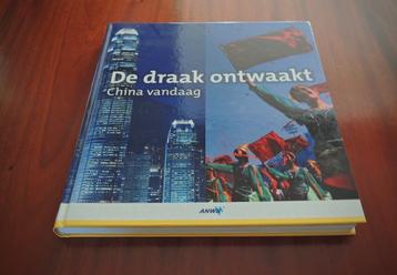 De draak ontwaakt - boek over China beschikbaar voor biedingen