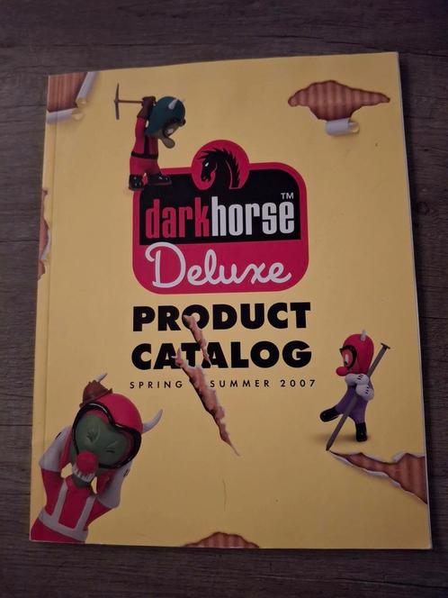 2007 Dark Horse deluxe product catalog, Verzamelen, Speelgoed, Zo goed als nieuw, Ophalen of Verzenden