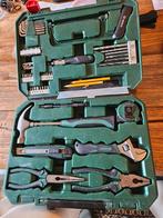 Bosch gereedschapskoffer (111 delig), Ophalen of Verzenden, Zo goed als nieuw