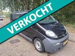 Opel Vivaro 2.5 CDTI L2H1 DC, Voorwielaandrijving, Gebruikt, 4 cilinders, Zwart