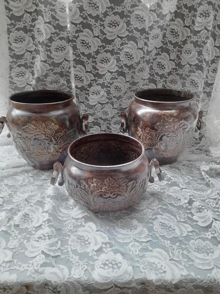 Set 3 mooie bruine bloem potten, Tuin en Terras, Bloempotten, Zo goed als nieuw, Kunststof, Binnen, Minder dan 25 cm, Rond, Ophalen of Verzenden