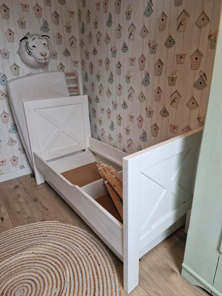 Leuk peuterbed Petite Amelie met lade, Kinderen en Baby's, Kinderkamer | Bedden, Ophalen