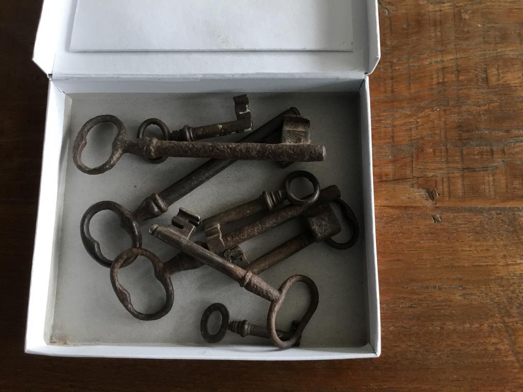 Antieke sleutels, Antiek en Kunst, Antiek | Gereedschap en Instrumenten, Ophalen of Verzenden
