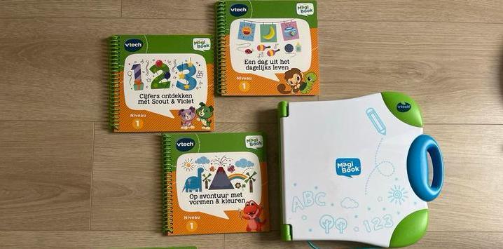 Magibook + 1 Boekje (Niveau 1), Kinderen en Baby's, Speelgoed | Educatief en Creatief, Zo goed als nieuw, Taal en Lezen, Met geluid