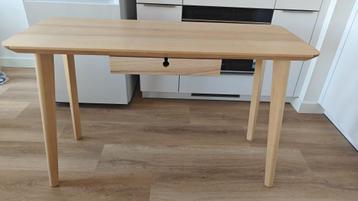 Bureau Ikea LISABO beschikbaar voor biedingen
