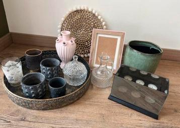 Diverse Woonaccessoires Set beschikbaar voor biedingen