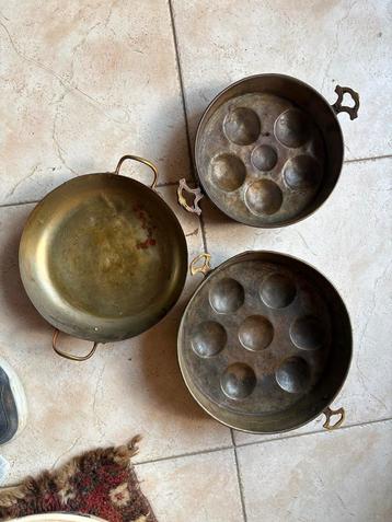 Vintage Koperen Pannen Set beschikbaar voor biedingen